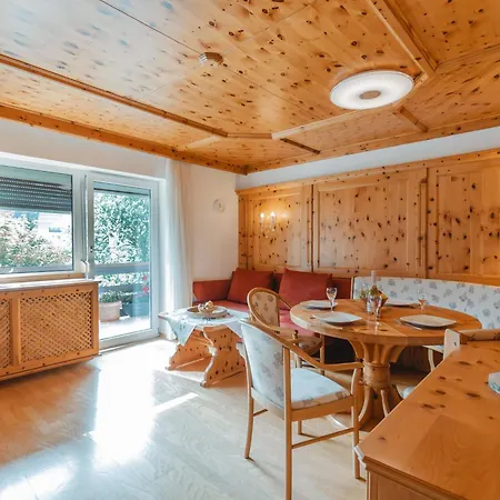 Appartement Schubert-franz 12 By Interhome *